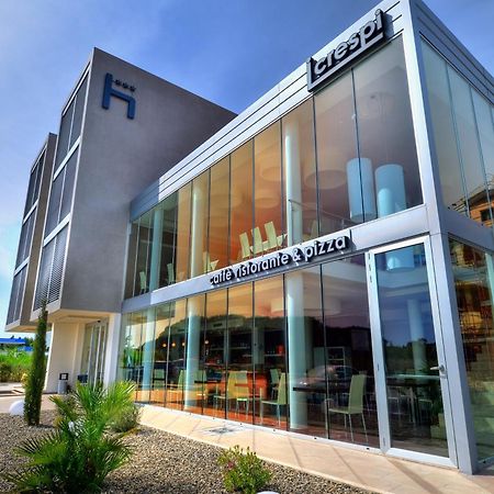 גרוסטו Hotel I Crespi מראה חיצוני תמונה