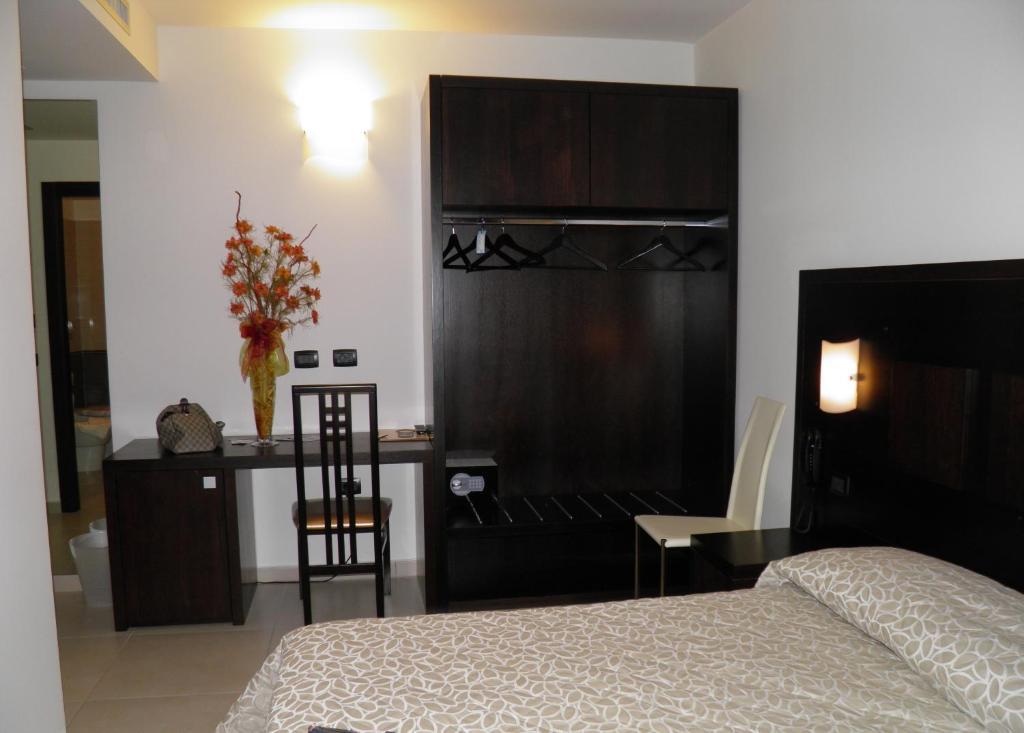 גרוסטו Hotel I Crespi חדר תמונה
