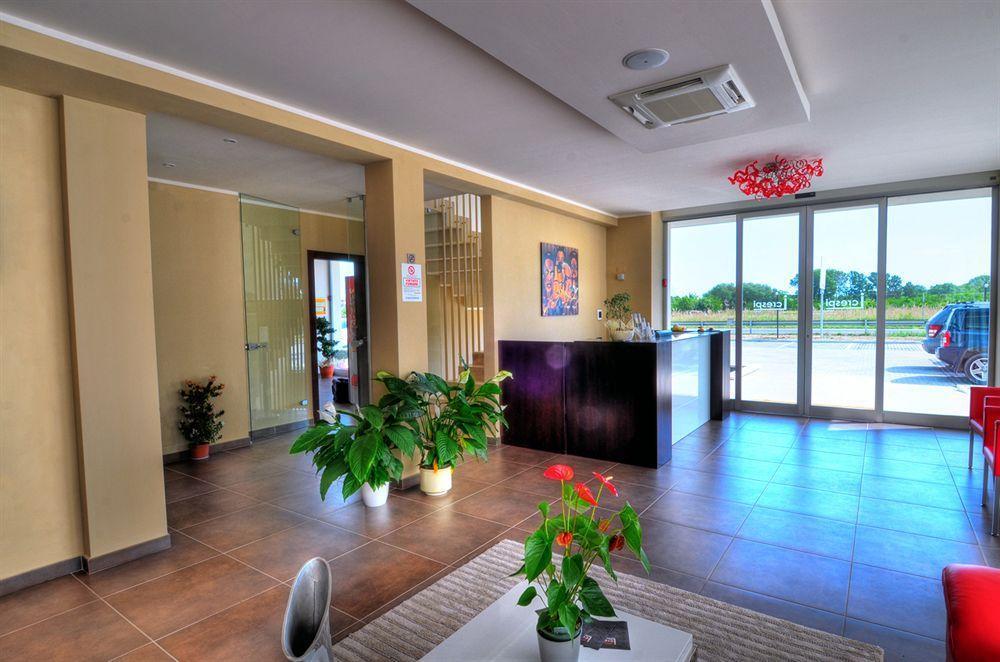 גרוסטו Hotel I Crespi מראה חיצוני תמונה